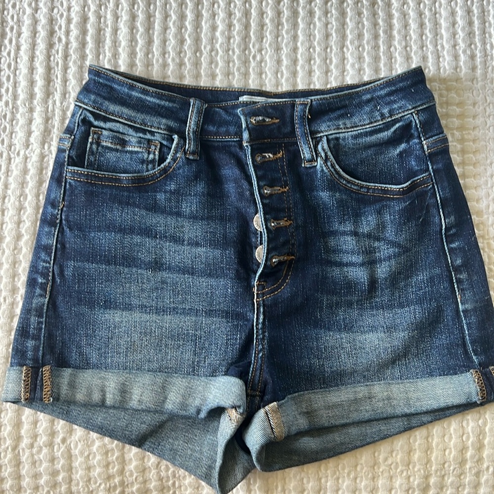 Kansan shorts